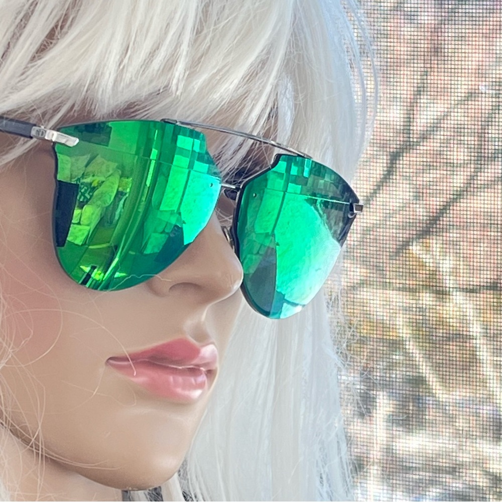 Dior Vibrant Green Sunglasses - Picture 8 of 9